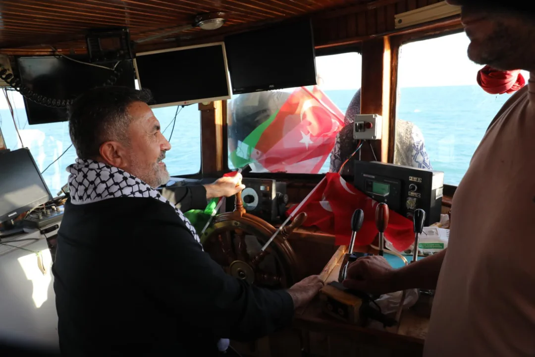 Gazze’ye Destek İçin Karataş’ta Anlamlı Buluşma