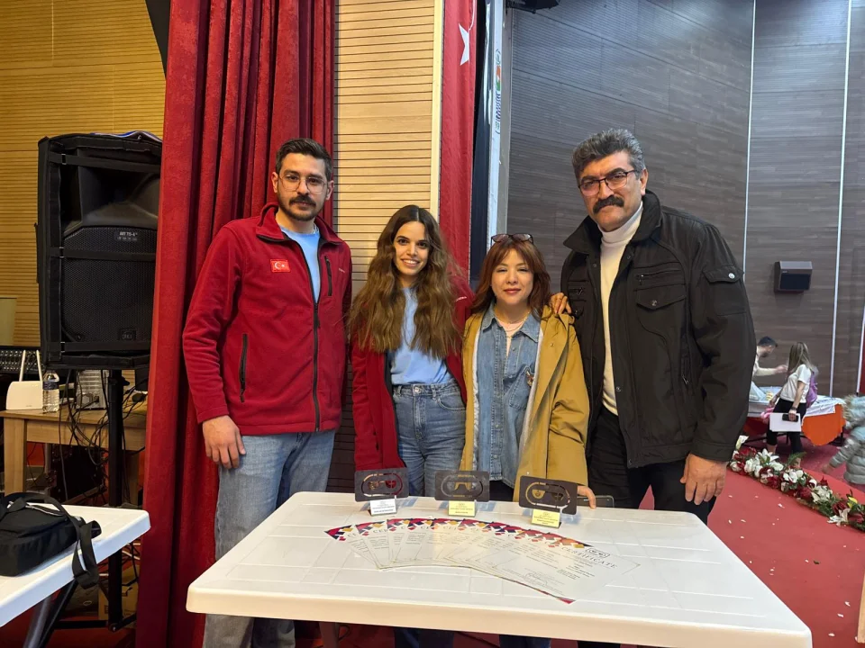 Sarıçam’ın Mucitleri Akdeniz’i Fethetti: Robotik Şampiyonada 3 Büyük Derece!