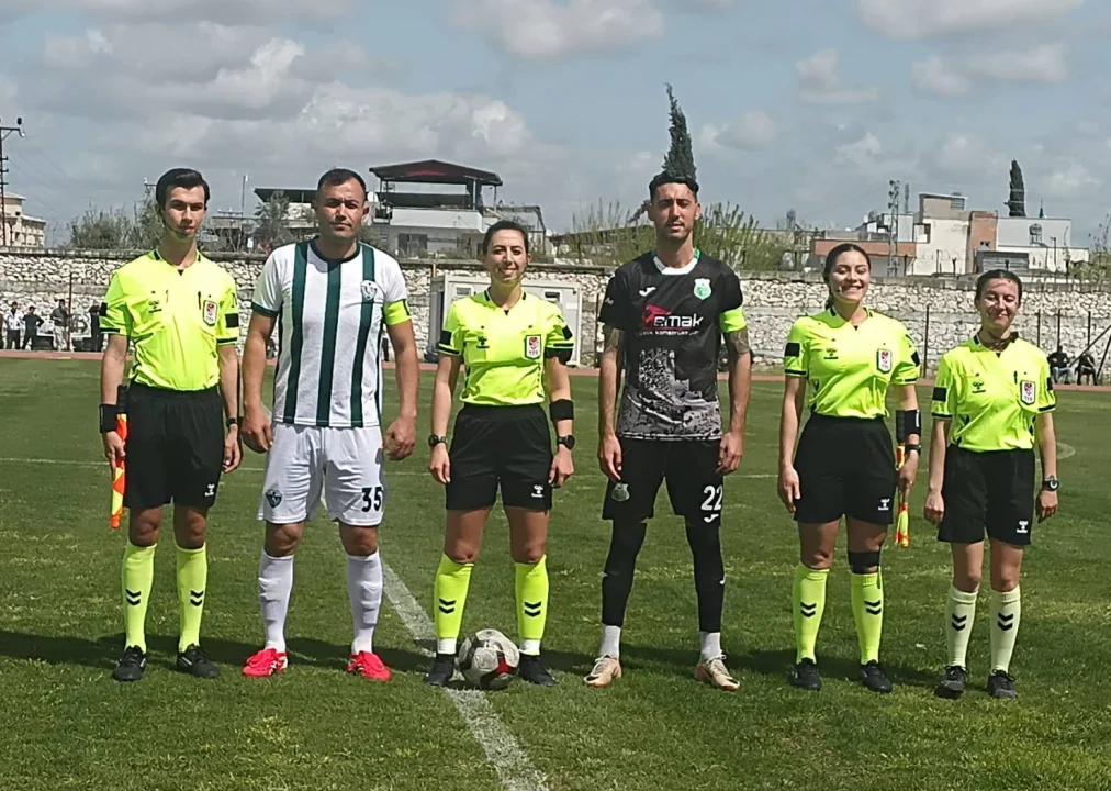 CEYHAN TEK YÜREK: 7 GOLLÜ MESAJ, ŞAMPİYONLUĞA YÜRÜYÜŞ