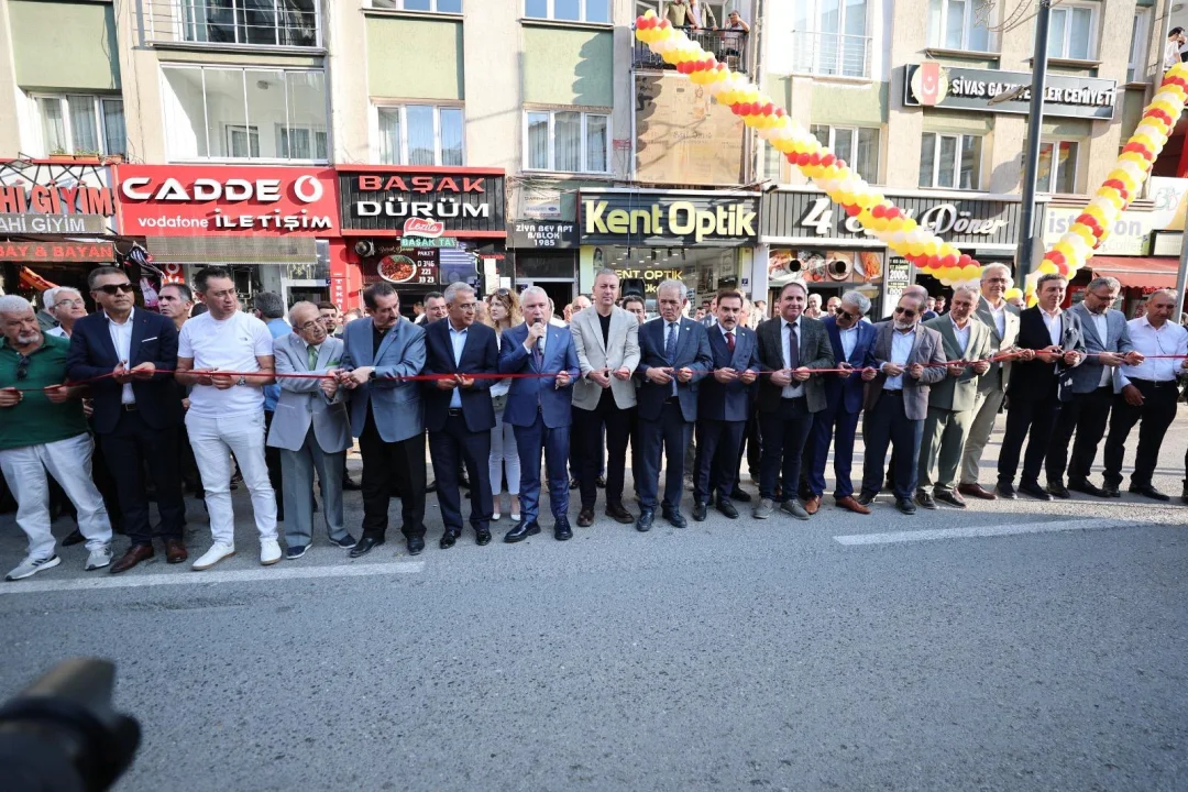 TGF Genel Başkanı Yılmaz Karaca ve ekibi de katıldı Sivas Gazeteciler Cemiyeti yeni hizmet binası törenle açıldı