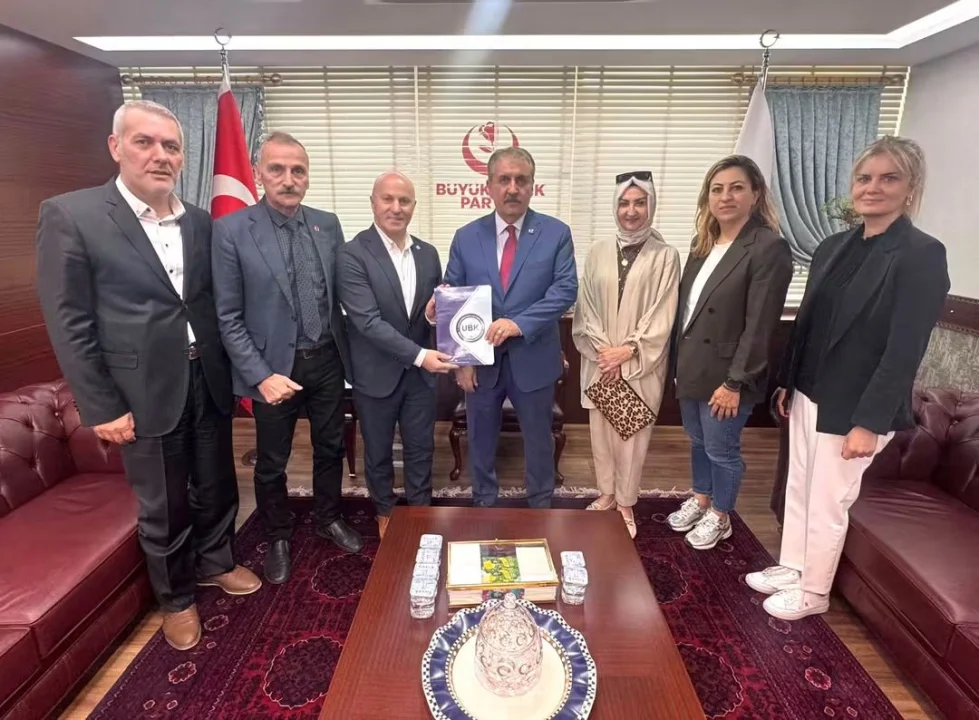 UBK’DAN MEDYA MESLEK YASASI İÇİN ÖNEMLİ TEMAS